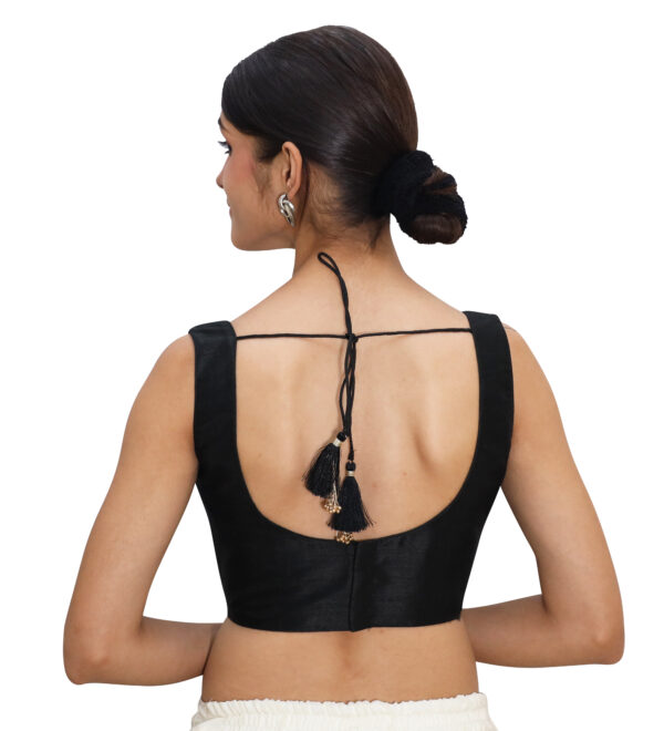 Modern Black Sleeveless Round Neck Saree Blouses - Image 4