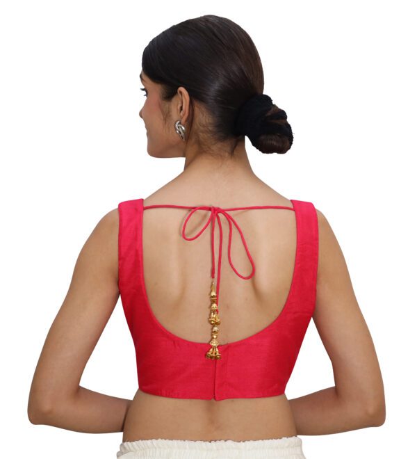 Red Sleeveless Round Neck Blouse - Image 3